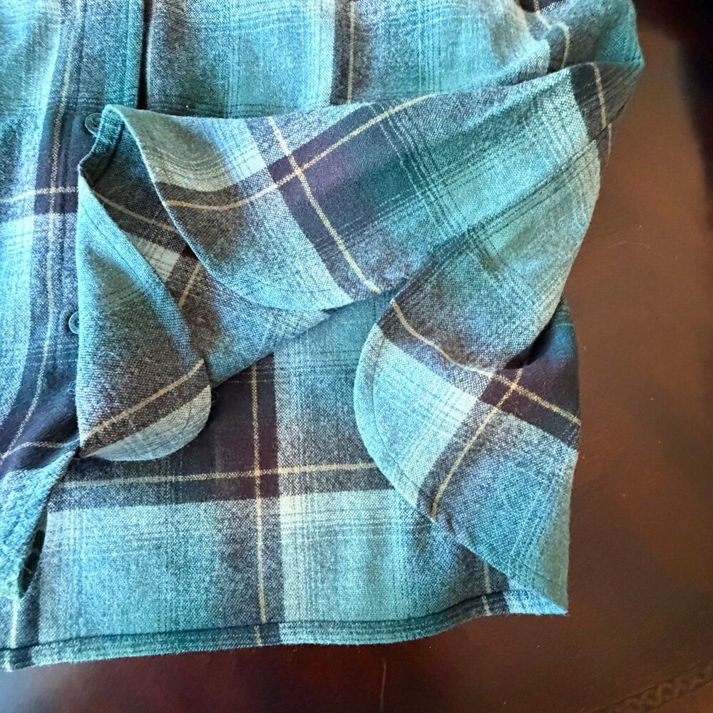 Pendleton Women’s Button Long Sleeve Shirt Shadow Plaid Flannel Large 100% wool - Picture 3 of 7